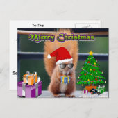 ギフトおよび木の郵便はがきを持つクリスマスのリス シーズンポストカード (正面/裏面)