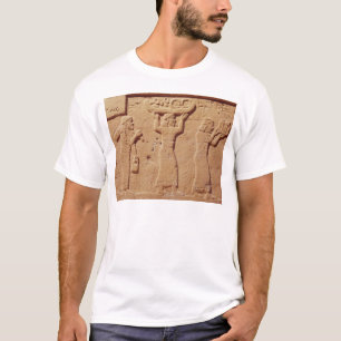 ギフトと荷を積んでいるポーターを描写するレリーフ、浮き彫り Tシャツ