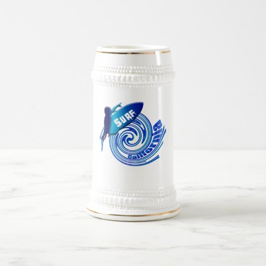 ギフトをサーフしている波カリフォルニアカリフォルニアのサーファー ビールジョッキ (中央)