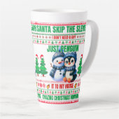 ギフトペンギンのクリスマスメリークリスマス雪だるま カフェラテマグ (右アングル)