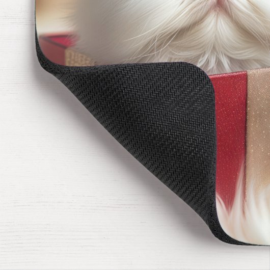 ギフトボックスに入ったクリスマスペルシャの子猫 マウスパッド (コーナー)