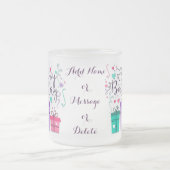 「ギフトボックス付きハッピーバースデー」 カスタマイズ - フロストグラスマグカップ (中央)