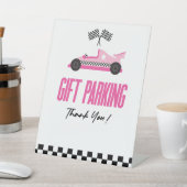 ギフト駐車場ピンクレースカーパーティーテーブル 台座サイン (インサイチュ)
