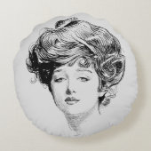 ギブソン・ガールのポートレート、1900年 ラウンドクッション (裏面)