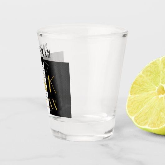 ギャツビー結婚のツキシードのブリデスマンがグラスを撃った ショットグラス (右)