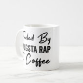 ギャングの叩く音およびコーヒーによって燃料を供給される コーヒーマグカップ (正面左)