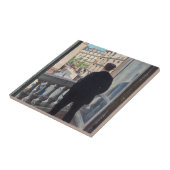 ギュスターヴ・カイユボット - 窓辺の青年 タイル (側面)
