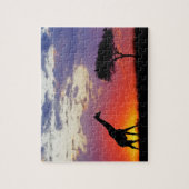 ギラファは日の出でシルエットになった ジグソーパズル (縦)