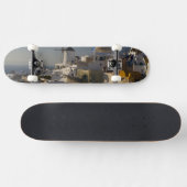 ギリシャとギリシャのサントリーニ島オイア スケートボード (横)