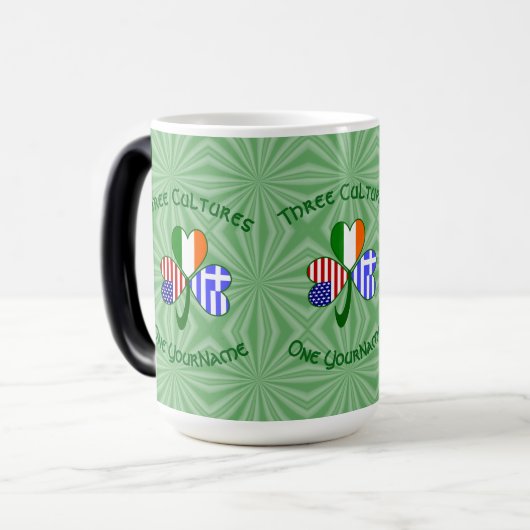 ギリシャのアイリッシュアメリカンフラッグスシャムロパーソナライズされたック モーフィングマグカップ (正面左)