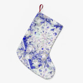 ギリシャのセラミックレースブルー&スノーフレーク スモールクリスマスストッキング (正面 (吊り時))
