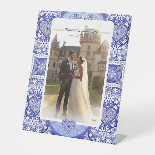 ギリシャのセラミックレースブルー 台座サイン (正面)