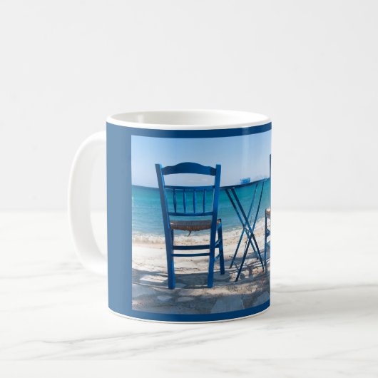 ギリシャのタベルナ写真の青と白 コーヒーマグカップ (正面左)