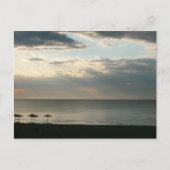 ギリシャのビーチ上空の朝の空景写真 ポストカード (正面)