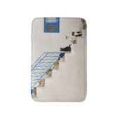 ギリシャの村の白い階段に猫がたくさんいる バスマット (正面縦)