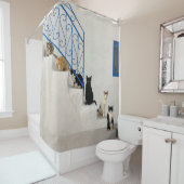 ギリシャの村の白い階段に猫がたくさん シャワーカーテン (インサイチュ)