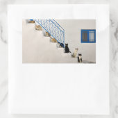 ギリシャの村の白い階段に猫がたくさん 長方形シール (バッグ)