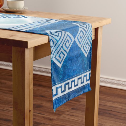 ギリシャの蛇行語-ギリシャの鍵ブルーの宝石と真珠 ショートテーブルランナー (インサイチュ)