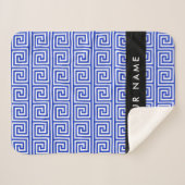 ギリシャの蛇行鍵ブルー、お名前、パーソナライズ シェルパブランケット (正面(横))