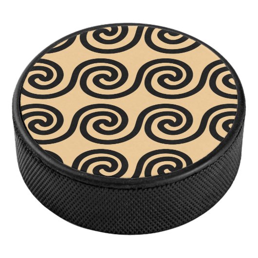 ギリシャの蛇行鍵波パターンブラウン アイスホッケーパック (3/4)