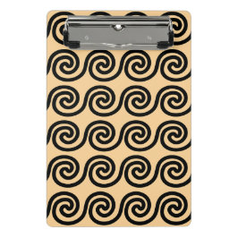 ギリシャの蛇行鍵波パターンブラウン ミニクリップボード