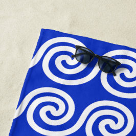 ギリシャの蛇行鍵波パターンブルー ビーチタオル