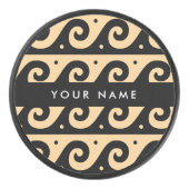 ギリシャの蛇行鍵、波の鍵、ブラウン、あなたの名前 アイスホッケーパック (正面)