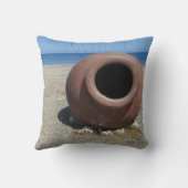 ギリシャ伝統的語テラコッタポットオンビーチ クッション (裏面)