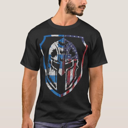 ギリシャ系アメリカスパルタンヘルメットギリシャ国旗のプライドジー Tシャツ (正面)