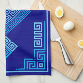 ギリシャ語ミアンダー – ギリシャ語鍵 – 青の影 キッチンタオル (四つ折り)