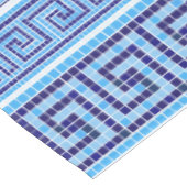 ギリシャ風モザイクタイルオーナメント – ブルーシェード テーブルクロス (アングル)