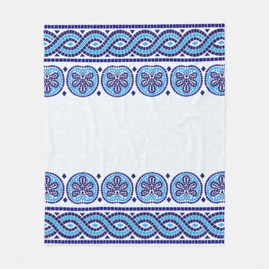 ギリシャ風モザイクタイルオーナメント – ブルーシェード フリースブランケット (正面)