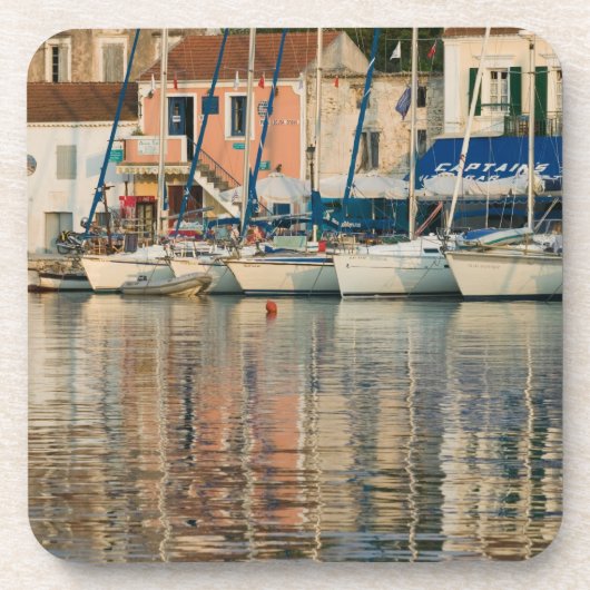 ギリシャ、イオニア諸島、ケファロニア、フィスカルド: コースター (正面)