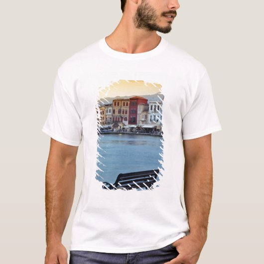 ギリシャ クレタ島 ハニア 夕暮れ Tシャツ (正面)