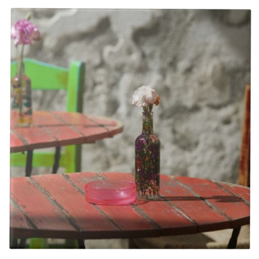 ギリシャ、クレテ、ハニア州、ハニア：カラフル タイル (正面)