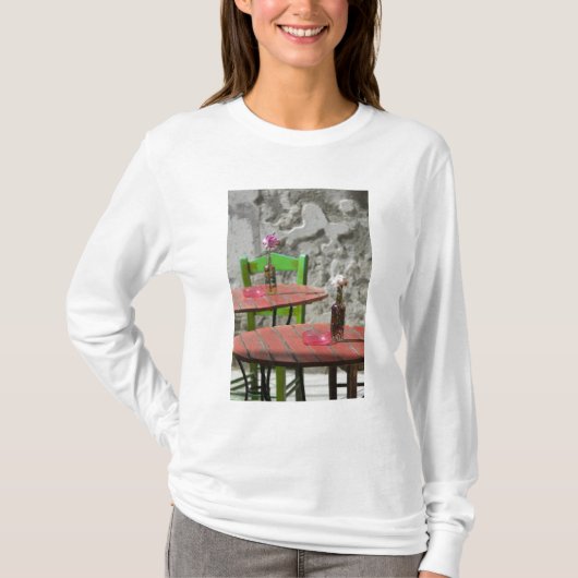 ギリシャ、クレテ、ハニア州、ハニア:2 Tシャツ (正面)