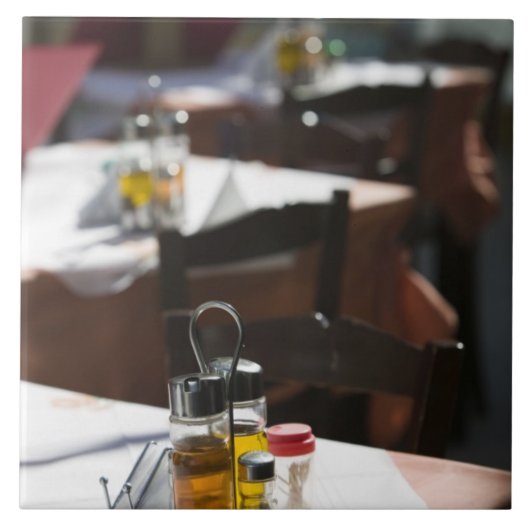 ギリシャ、CRETE、Rethymno Province、Rethymno:古い タイル (正面)