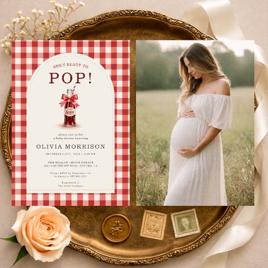 ギンガムチェックの写真ベビーシャワー "She's Ready to Pop" 招待状