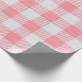 ギンガムピンクの格子状ガーリーの赤ちゃん女の子シャワーかわいい ラッピングペーパー (角)
