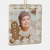 ギンガーブレッドスノーフレーククリスマスホリデーキッド写真 セラミックオーナメント (右)