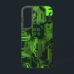 ギークアウトおたくPCBグリーン電子回路基板 SAMSUNG GALAXY S22ケース<br><div class="desc">PCB回路基板のギフトギークまたはおたくのためのギフト。私たち全員のコンピュータおたくまたはギークのための1つ。このPCB電子回路基板でおたくをギークする。プリント基板または電子回路基板のクローズアップ写真。</div>