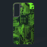 ギークアウトおたくPCBグリーン電子回路基板 SAMSUNG GALAXY S22 ケース<br><div class="desc">PCB回路基板のギフトギークまたはおたくのためのギフト。私たち全員のコンピュータおたくまたはギークのための1つ。このPCB電子回路基板でおたくをギークする。プリント基板または電子回路基板のクローズアップ写真。</div>