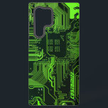 ギークアウトカスタムPCBグリーン電子回路基板 SAMSUNG GALAXY S22 ULTRAケース<br><div class="desc">PCB回路カスタムボードギーク用ギフトまたはおたく用ギフト。私たち全員のコンピュータおたくまたはギークのための1つ。このギークPCB電子回路カスタムボードでおたくを取り出す。プリント基板または電子回路基板のクローズアップ写真。</div>