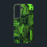 ギークアウトカスタムPCBグリーン電子回路基板 SAMSUNG GALAXY S22ケース<br><div class="desc">PCB回路カスタムボードギーク用ギフトまたはおたく用ギフト。私たち全員のコンピュータおたくまたはギークのための1つ。このギークPCB電子回路カスタムボードでおたくを取り出す。プリント基板または電子回路基板のクローズアップ写真。</div>