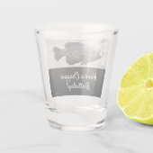 クおもしろいラパイクール魚釣り誕生日プン ショットグラス (裏面)