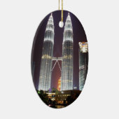 クアラルンプールのペトロナス・タワーズ セラミックオーナメント (右)