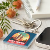 クアラルンプールマレーシアトラベルアートヴィンテージ キーホルダー (正面右)