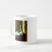 クイルと紙付き机 コーヒーマグカップ (正面左)