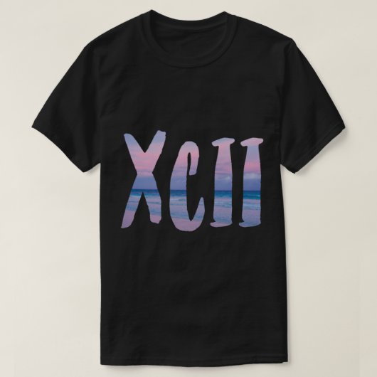 クインXCIIクイン Tシャツ (デザイン正面)