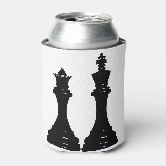クイーンとキングチェスの駒 缶クーラー (缶正面)